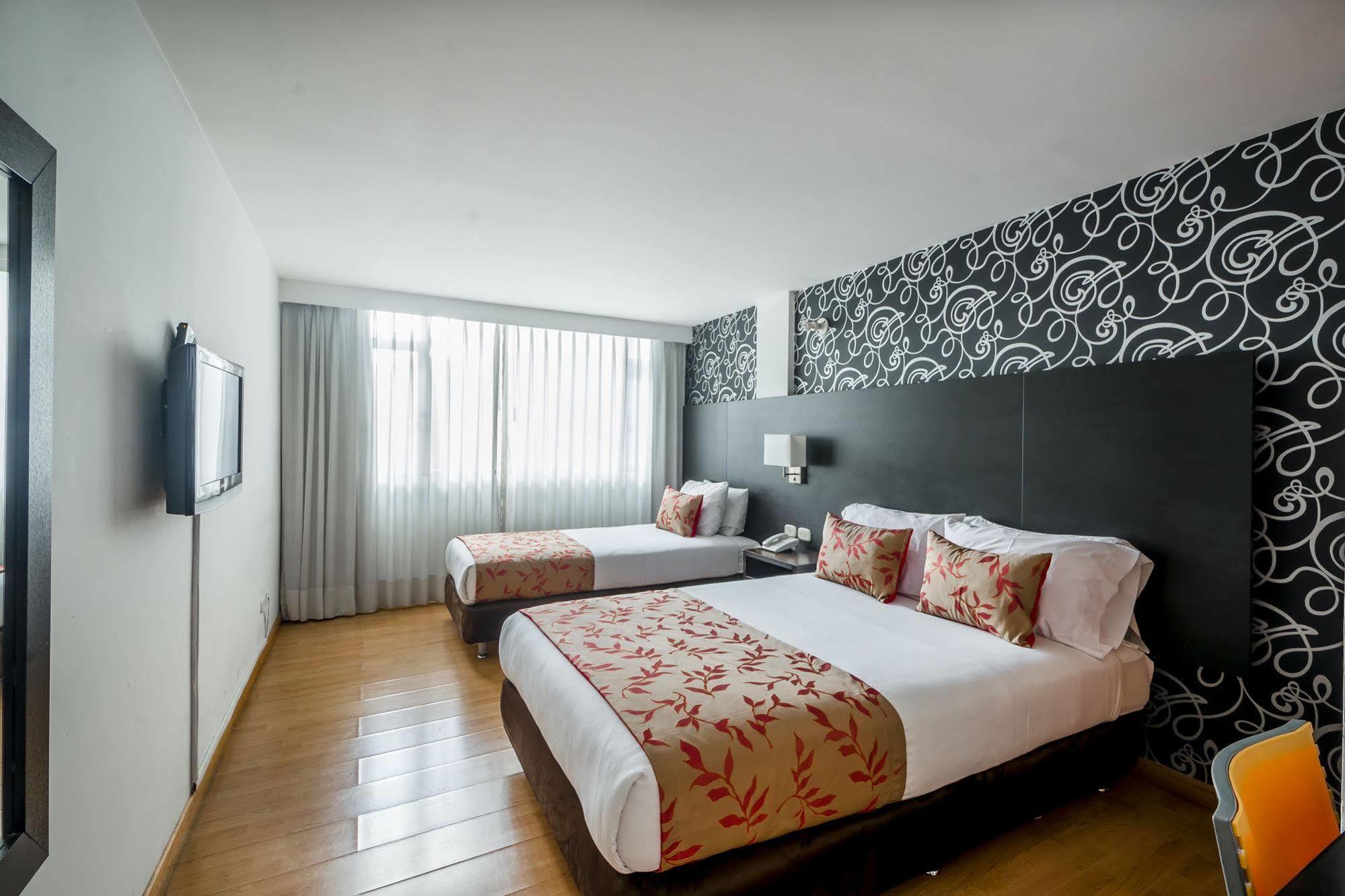 Hotel L'Etoile Javeriana Bogotá Dış mekan fotoğraf